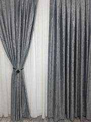 Draperie Davinci din Catifea Gri cu Insertii – Ideala pentru Livinguri cu Canapele sau mobilier in nuante de alb sau gri