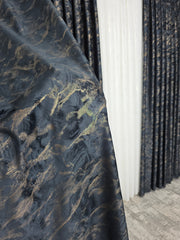 Draperie Dubai din Catifea Neagra cu Insertii Aurii Blackout 90-95% pentru Living si Dormitor in Tonuri Negru si Gri, Confectionata la Comanda Casablanca Magazin