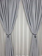 Set Ankara – Perdea Simpla Jorjet Gri si Draperie Simpla Gri Deschis – ideal pentru livinguri cu canapele gri si mobilier alb, negru – confectionat pe comanda