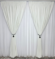 Draperie alba