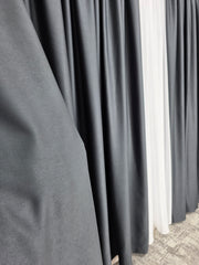 Set Lefkada: recomandat pentru spatii in nuante de alb sau gri: voal premium simpla si draperie mai gri inchis blackout 99%