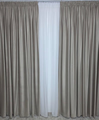 Draperie Simpla Catifea Grej Deschis – Combinatie Eleganta intre Crem si Gri – Blackout 70% – Ideala pentru Living si Dormitor – Confectionata pe Comanda Casablanca Magazin