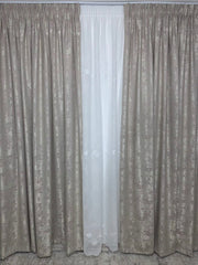 Set Mihai: Perdea alba tip in-model floral si Draperie Crem-Bej pentru Living si Dormitor Crem-Confectionat la Comanda Casablanca Magazin