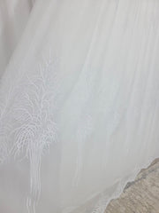 Perdea Alina Bamboo Alba cu Broderie Alba Model Pom – Material Transparent cu Textura Plina – Ideala pentru Livinguri si Dormitoare Luminoase – Confectionata pe Comanda Casablanca Magazin