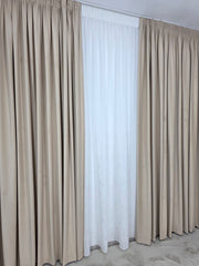 Set Honey: Perdea Matase Cu Insertii Aurii Pe Jumatate si Draperie Catifea Vanilie Latte 80-90% Blackout