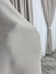 SET DALIANA: PERDEA DIN MATASE ALB IMACULAT NESIFONABILA SI DRAPERIE IVOIRE BLACKOUT - IDEAL PENTRU LIVINGURI SI DORMITOARE LUMINOASE