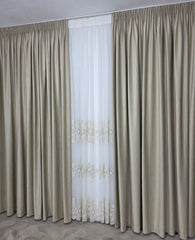 Ideal pentru living si dormitor cu pat sau canapea crem ori bej, pereti albi si mobilier crem sau maro - Set Filip: Perdea Crem cu Broderie Sparta si Aspect de In Cristal si Draperie Bej Tip Velura- confectionat pe comanda
