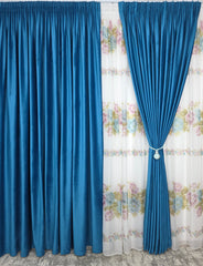 Set Grădină în Azur: Perdea Din Voal Cu Model Floral Si Draperie Catifea Turcoaz