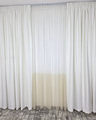 Set Blanca: perdea in doua culori alb-crem tip borangic si draperie blackout alb