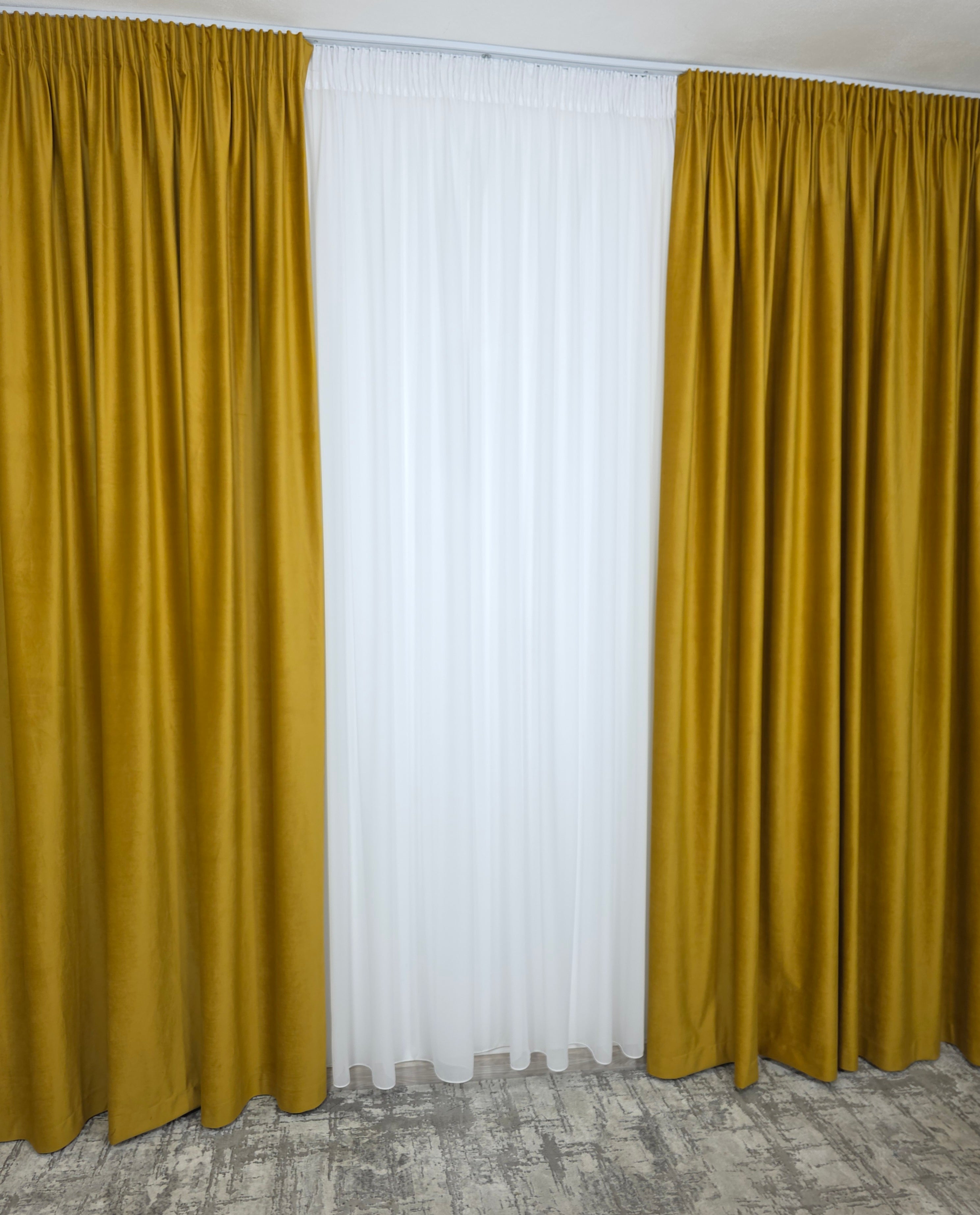 Set Ligia: Perdea Voal Premium Si Draperie Catifea Galben Mustar