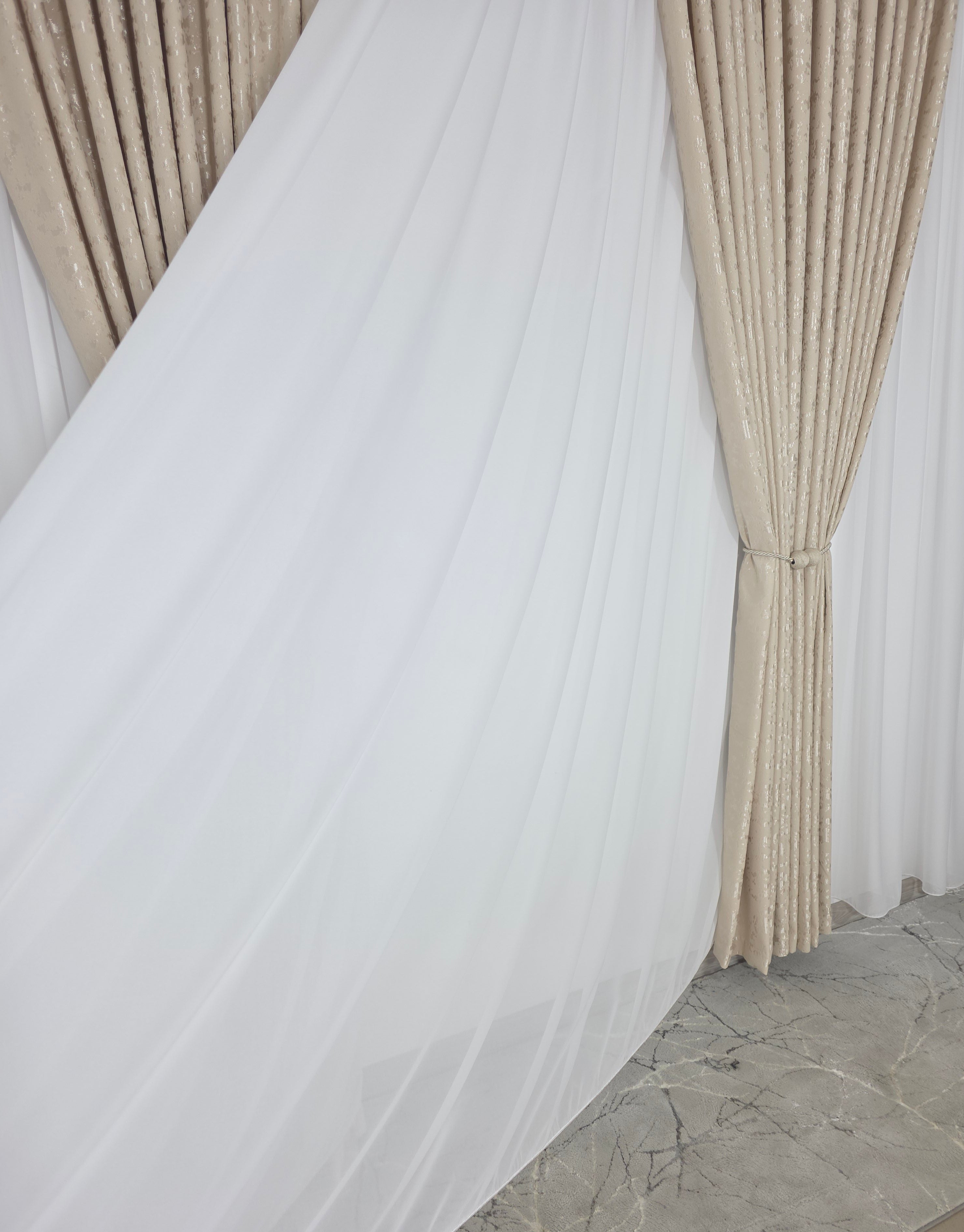 Set Los Angeles Crem: Perdea alba simpla si Draperie tip nisip