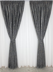 Colectia Elegance: Perdea Voal Premium Si Draperie Catifea Gri Inchis Cu Insertii model Golden