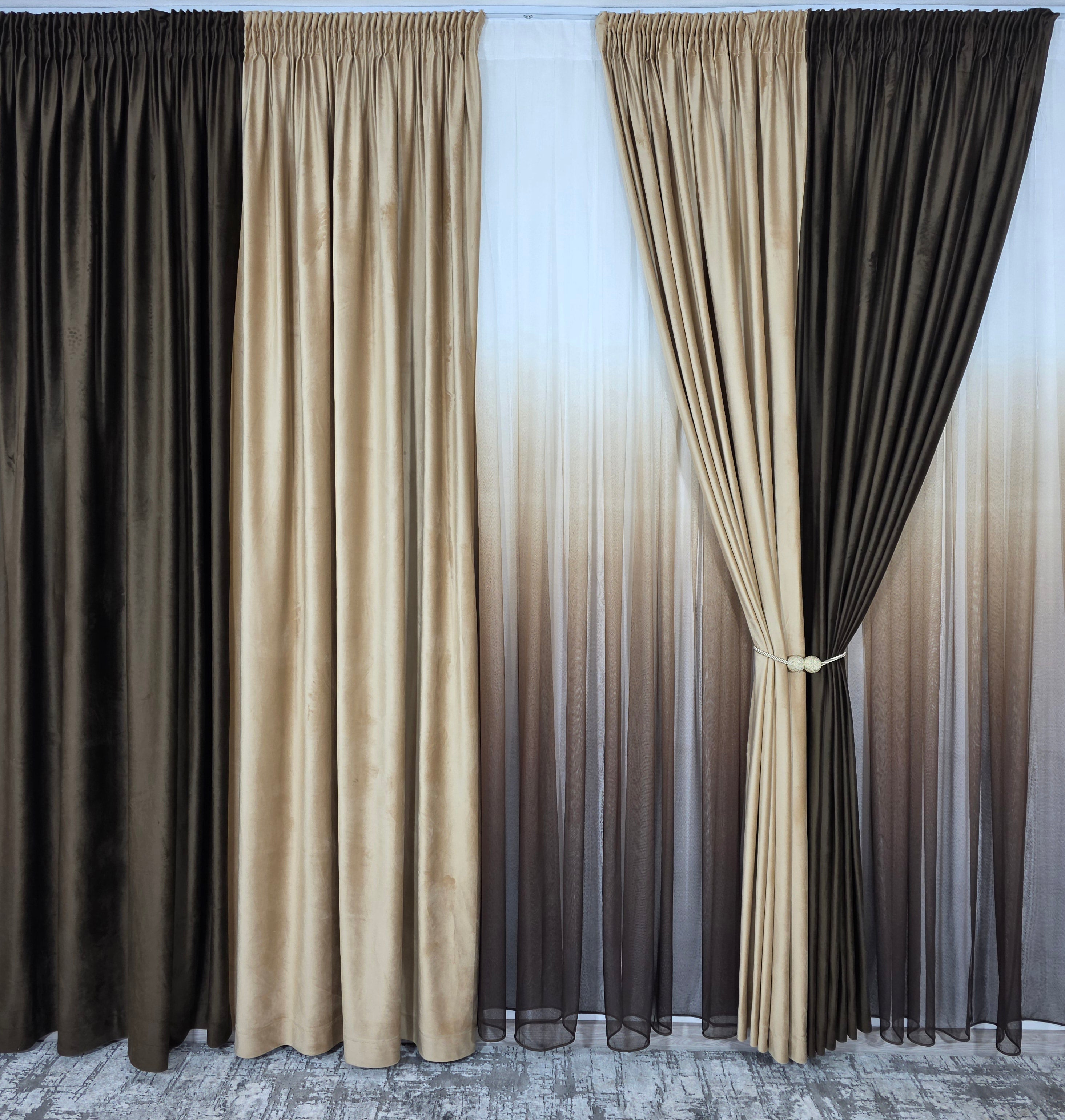 Set Selina: perdea bamboo degrade maro și draperie catifea in 2 culori blackout 90%