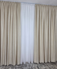 Colectia Lucy: perdea alba simpla voal si draperie crem cu model de vopsea decorativa