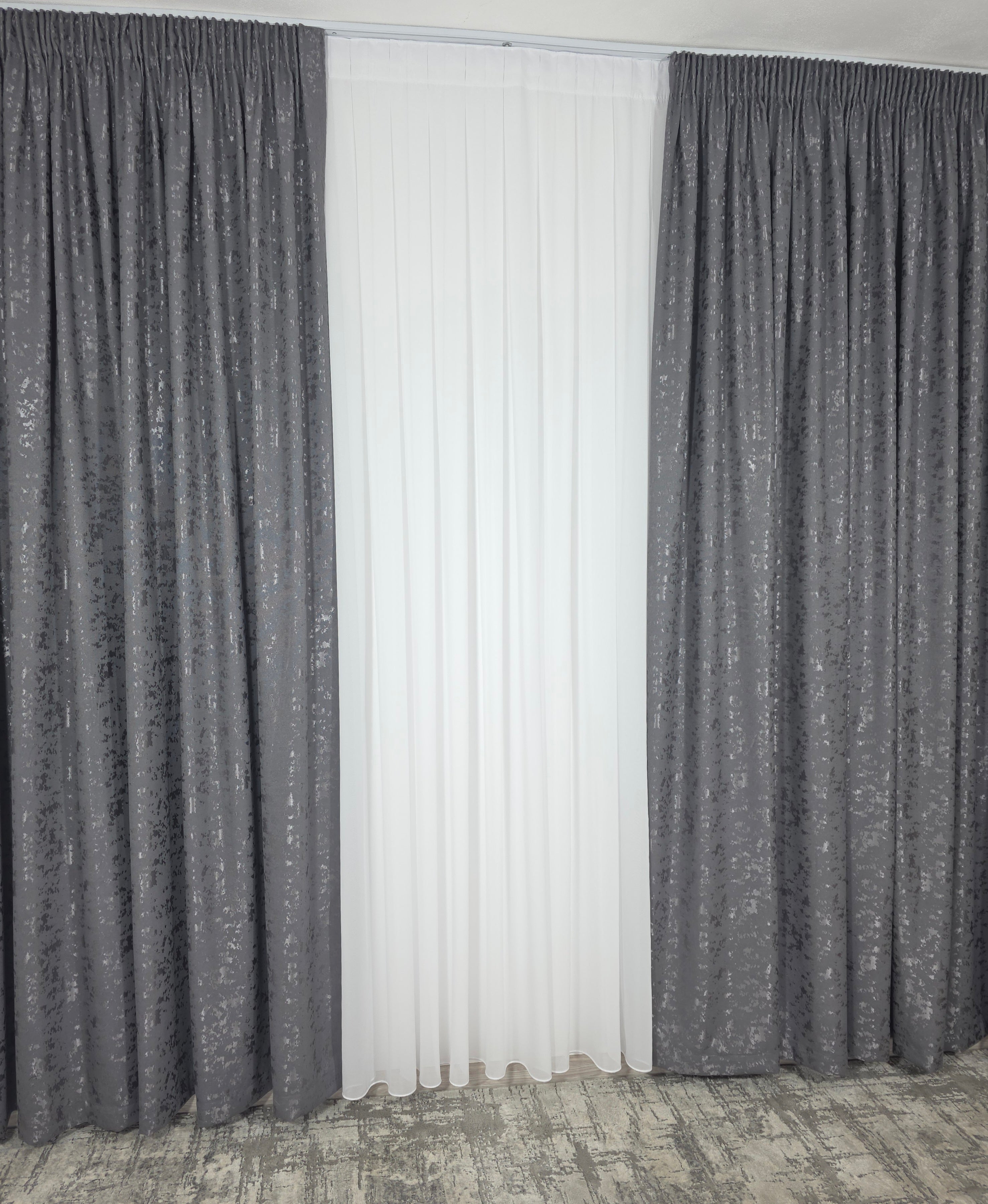 Set Los Angeles Gri Inchis: Perdea Alba Simpla si Draperie Tip Nisip