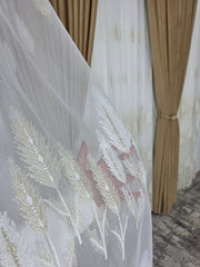 Set Aurora: perdea din bamboo cu broderie crem si draperie din catifea crem-miere