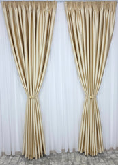 Colectia Noapte-Zi: Perdea voal alb premium si Draperie Paris blackout 100% opaca pe culoarea crem-auriu
