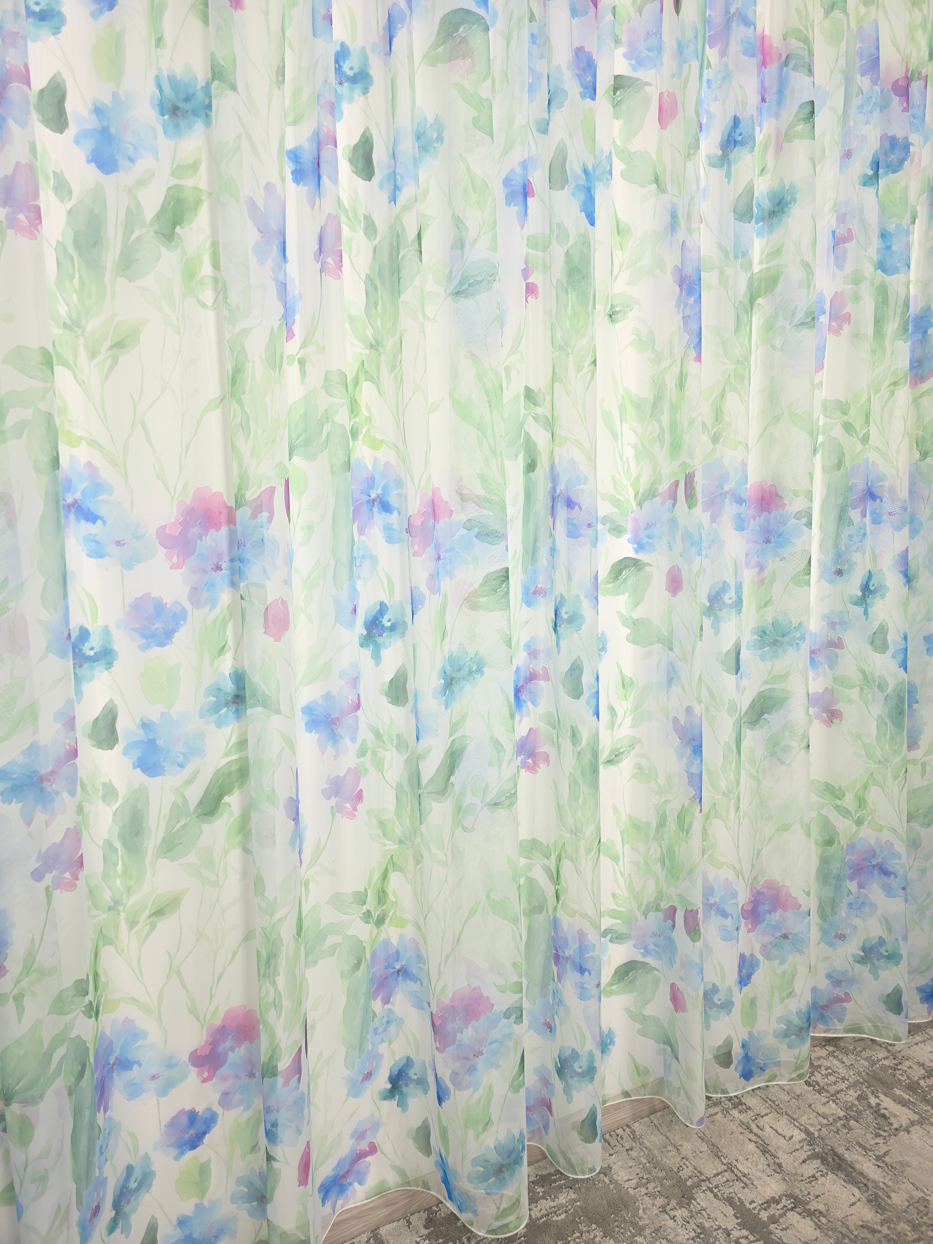 Set Val de Azur: Perdea Din Voal Cu Model Floral Si Draperie Catifea Turcoaz
