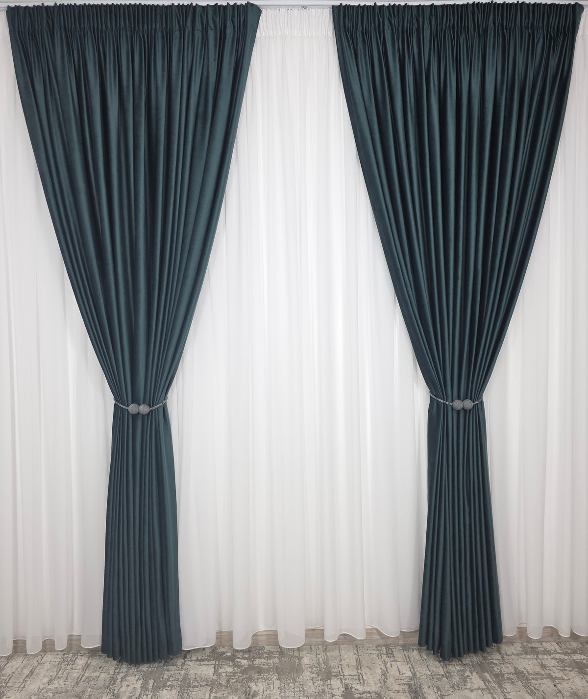 Set Como: Perdea Voal Premium Si Draperie Catifea Verde Onix