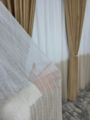 Set Marigold: perdea in doua culori alb-capucino tip borangic si draperie catifea crem-miere