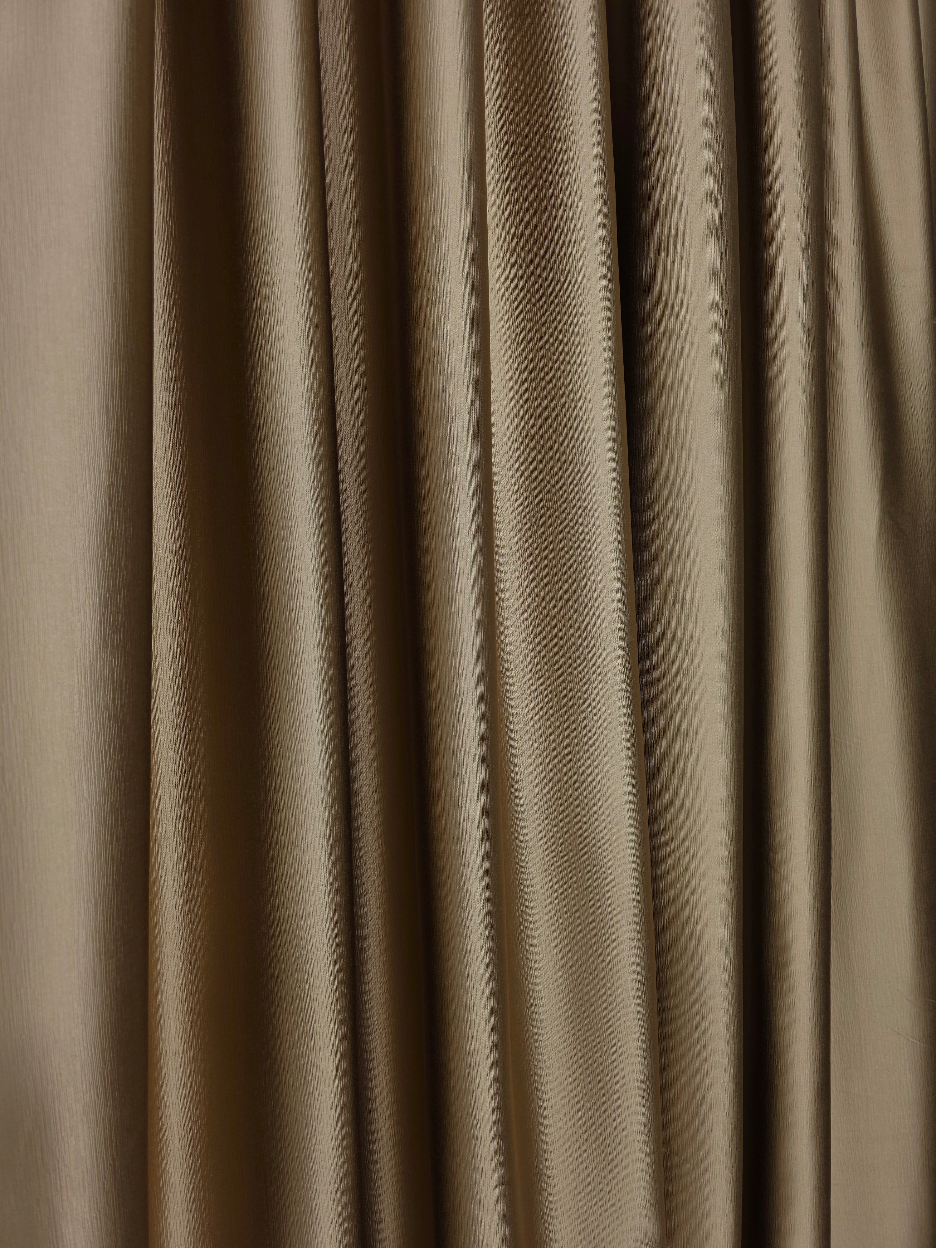 Colectia Noapte-Zi: Perdea voal alb premium si Draperie Paris blackout 100% opaca pe culoarea caramel