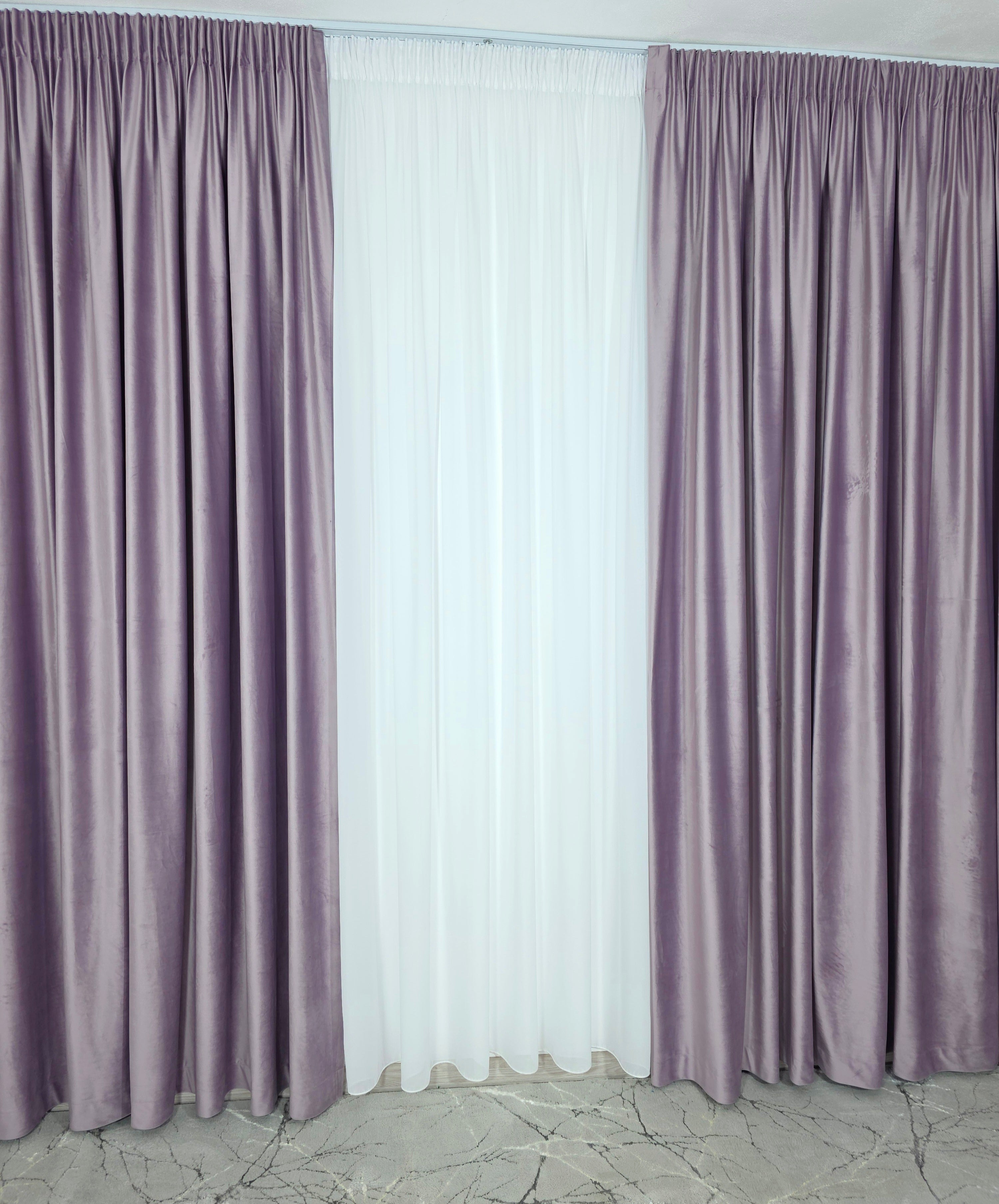 Set Suzana: Perdea Albă Din Voal Si Draperie Catifea Mov Lila