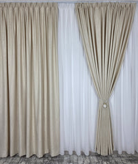Colectia Lucy: perdea alba simpla voal si draperie crem cu model de vopsea decorativa