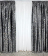 Draperie Mayon catifea gri inchis cu insertii gri aurii