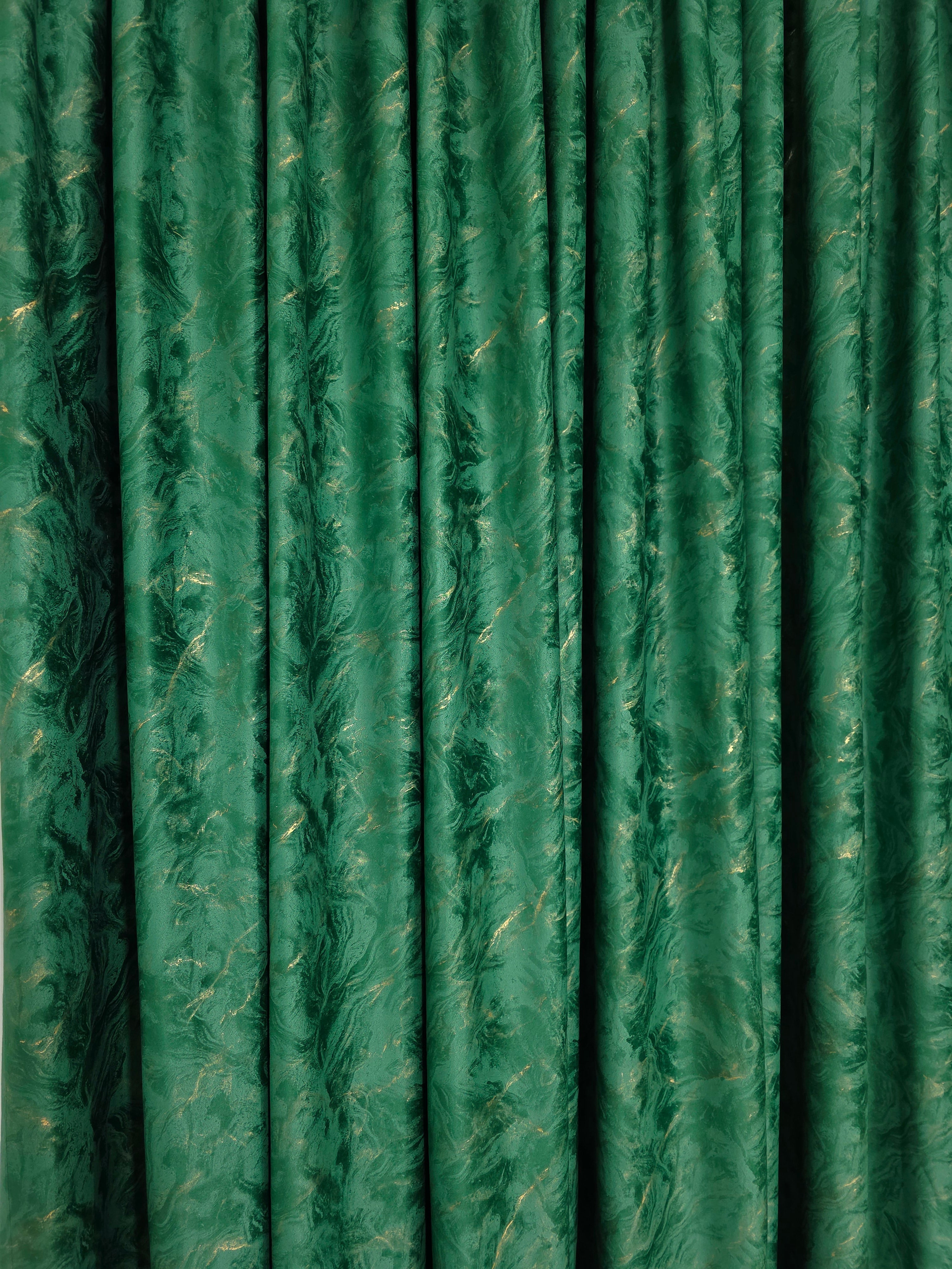 Colectia Dubai Varianta Verde Smarald: Perdea Voal Premium Si Draperie Catifea Cu Insertii