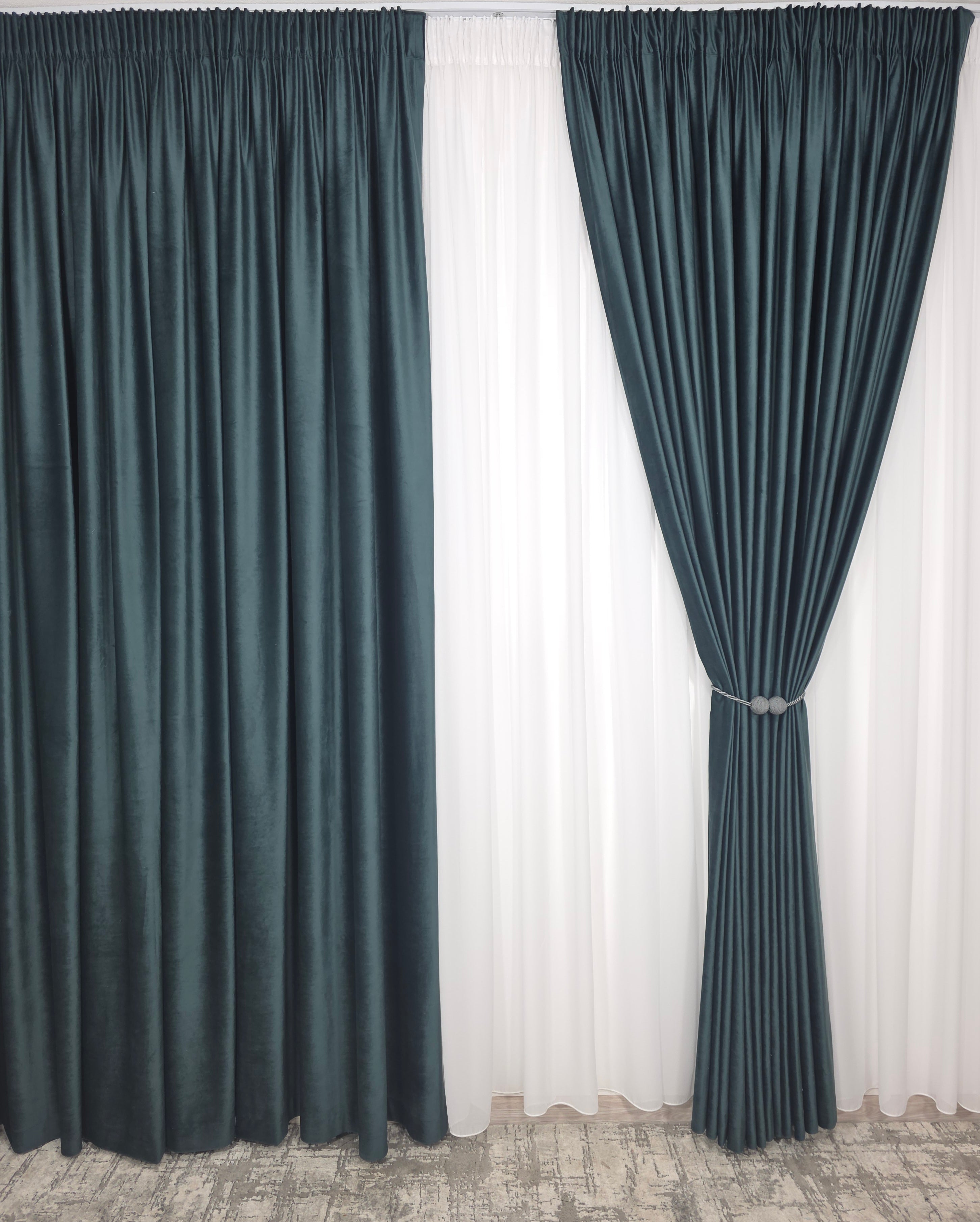 Set Como: Perdea Voal Premium Si Draperie Catifea Verde Onix