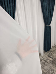 Colectia Decorativa: Perdea Alba Simpla si Draperie Tip Vopsea-Turcoaz Inchis
