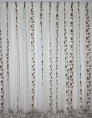Set Calin: Perdea Sable Crem Cu Frunze Maro Si Draperie Blackout Catifea Maro