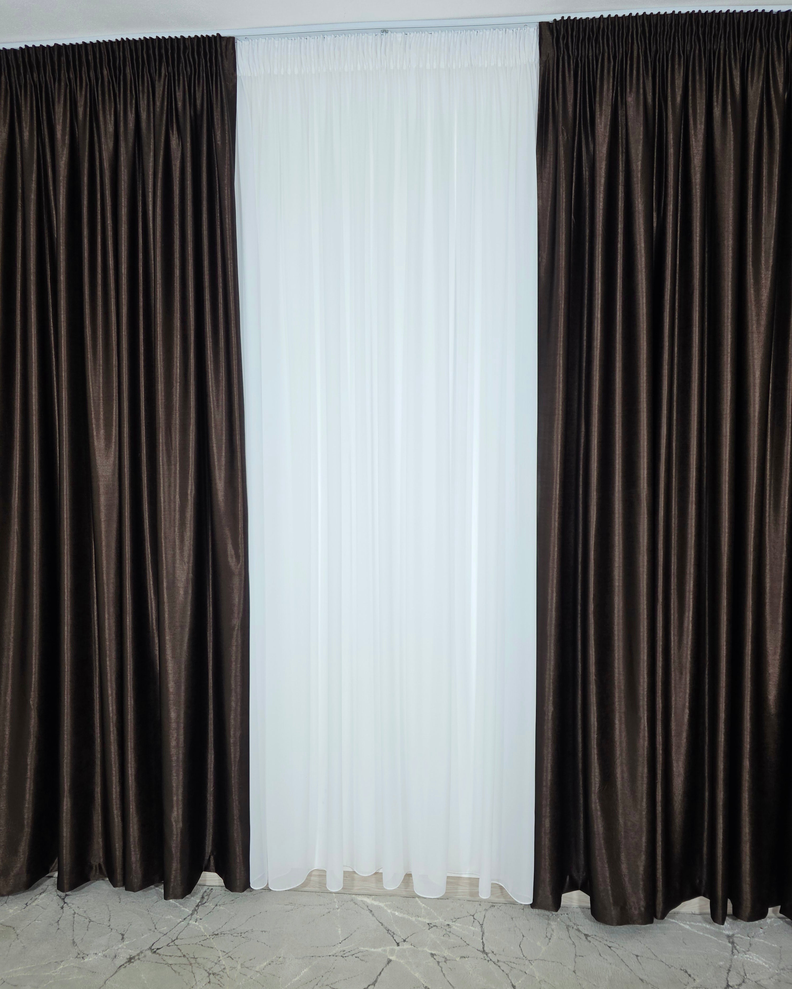 Colectia Soft: perdea voal alb si draperie uni, varianta mai ușoară a catifelei-Wenge