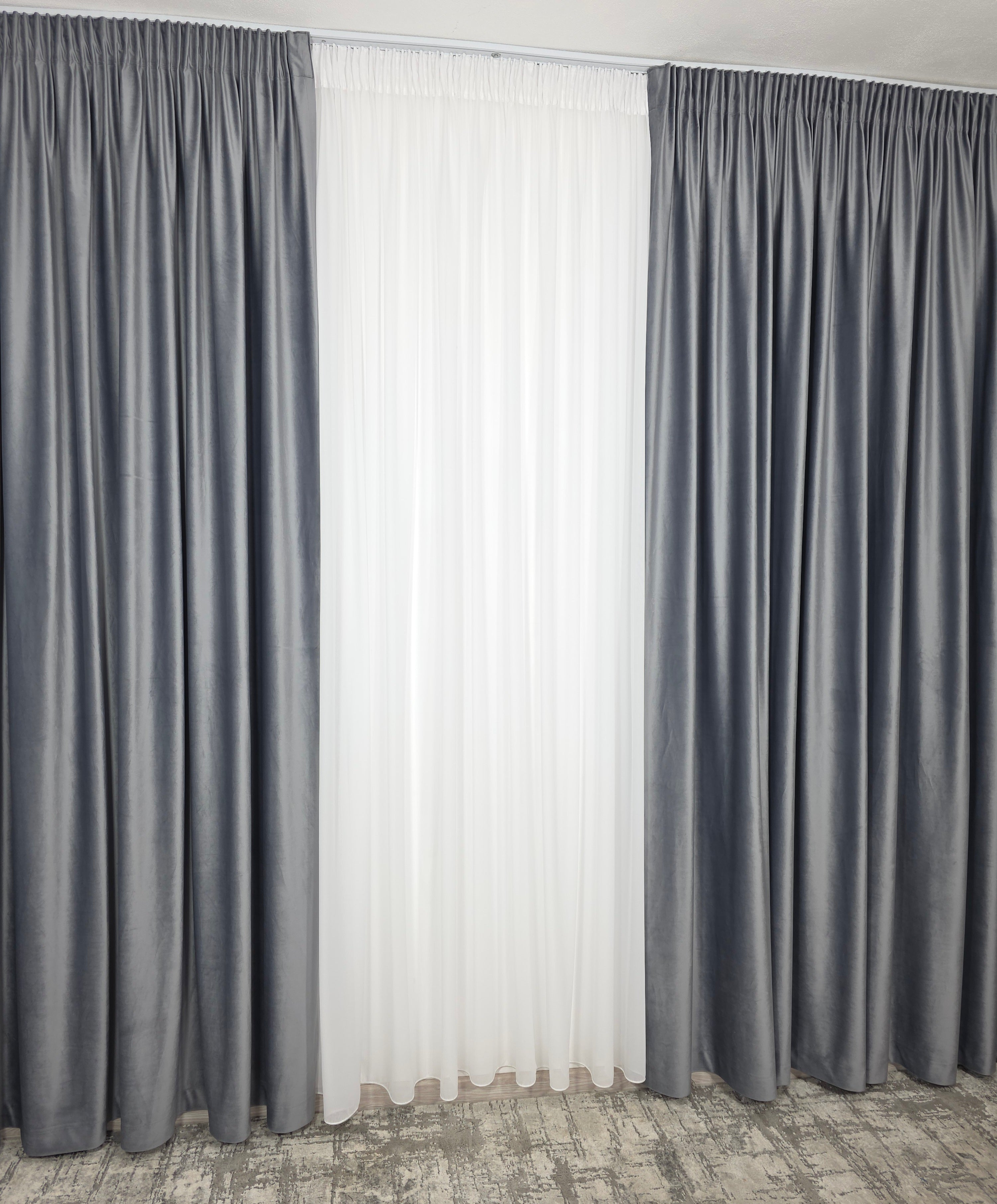 Set Gri Ciment: Perdea Voal Premium Si Draperie Catifea Gri Mediu