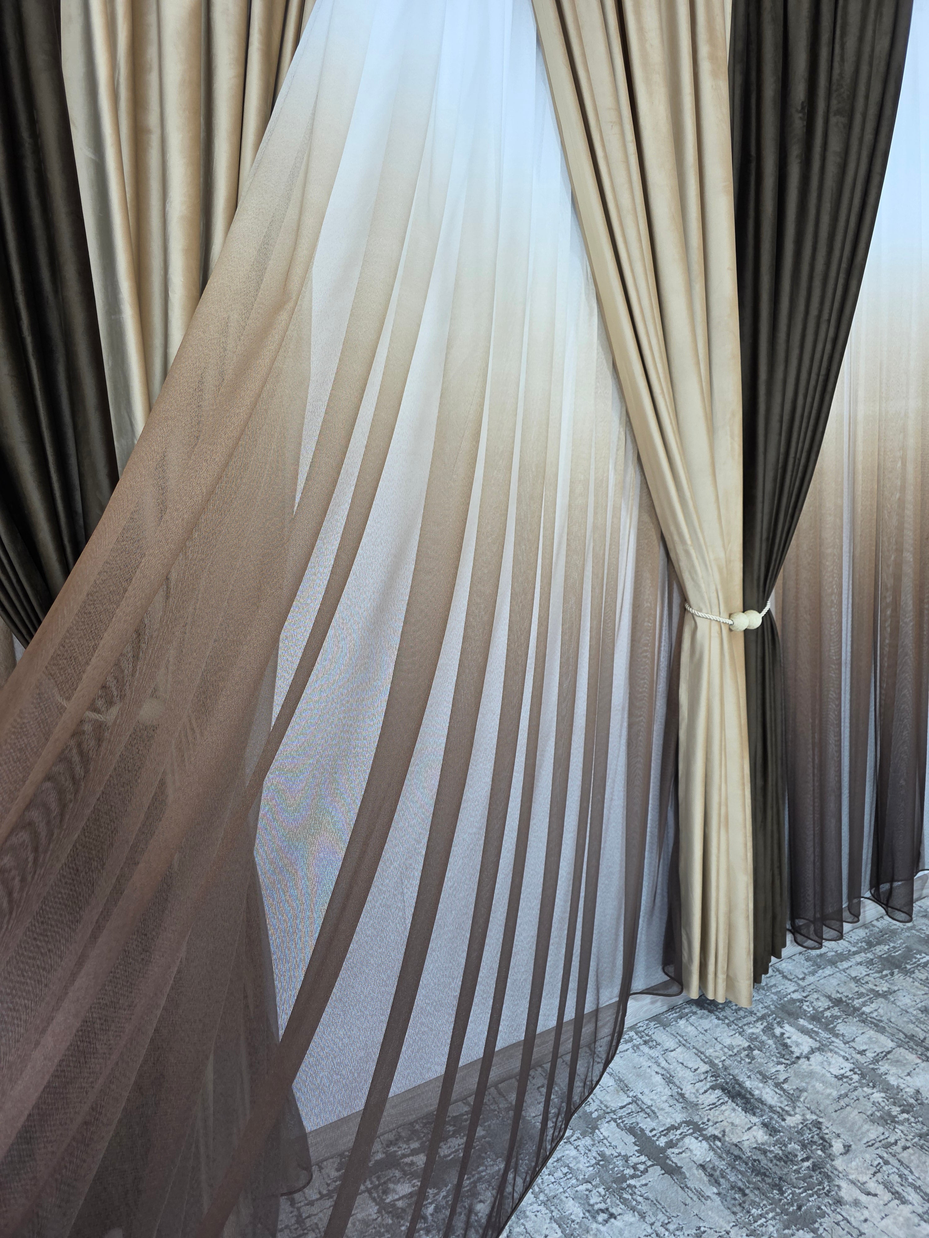 Set Selina: perdea bamboo degrade maro și draperie catifea in 2 culori blackout 90%