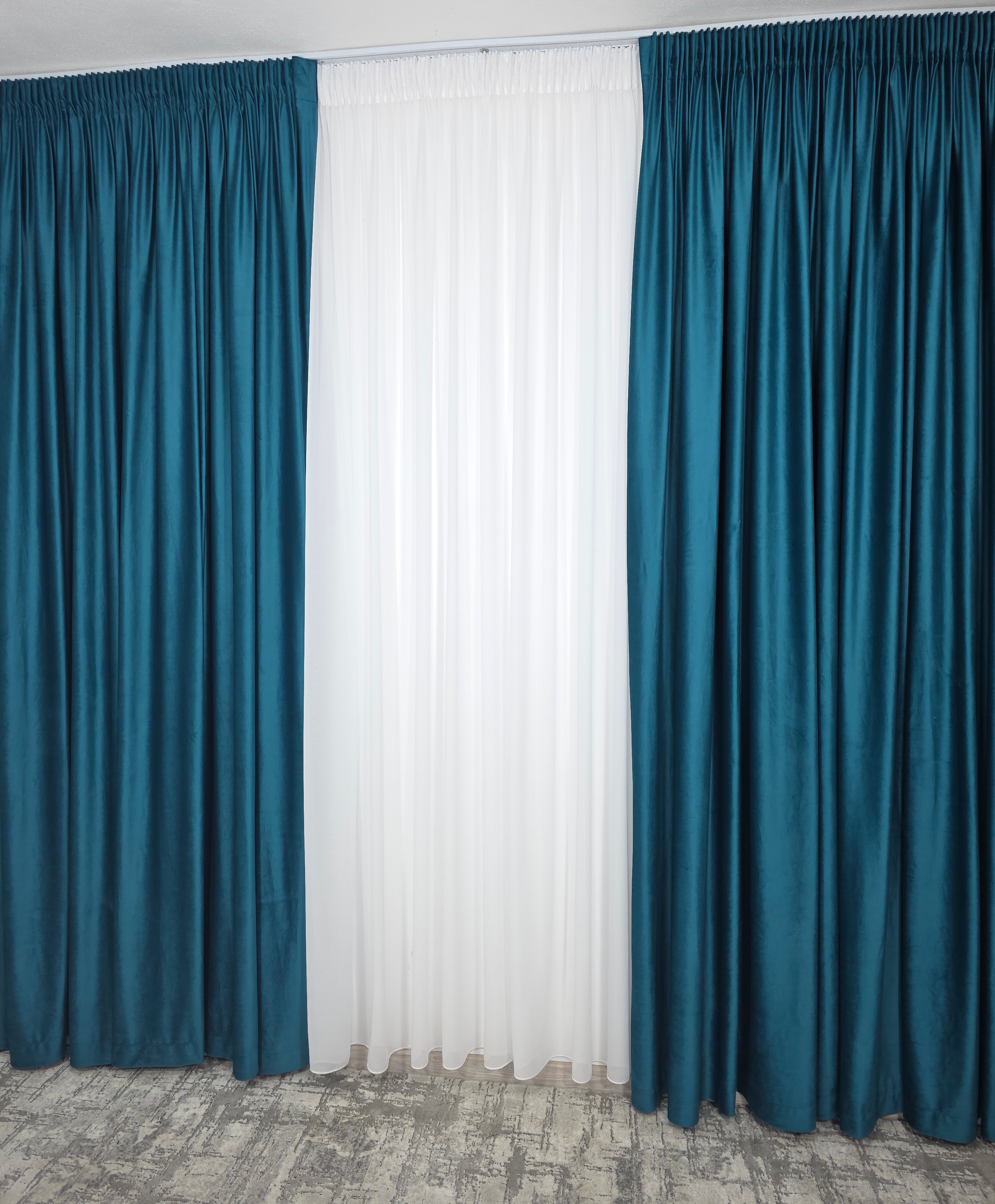 Set Giorgio: Perdea Voal Premium Si Draperie Catifea Turcoaz
