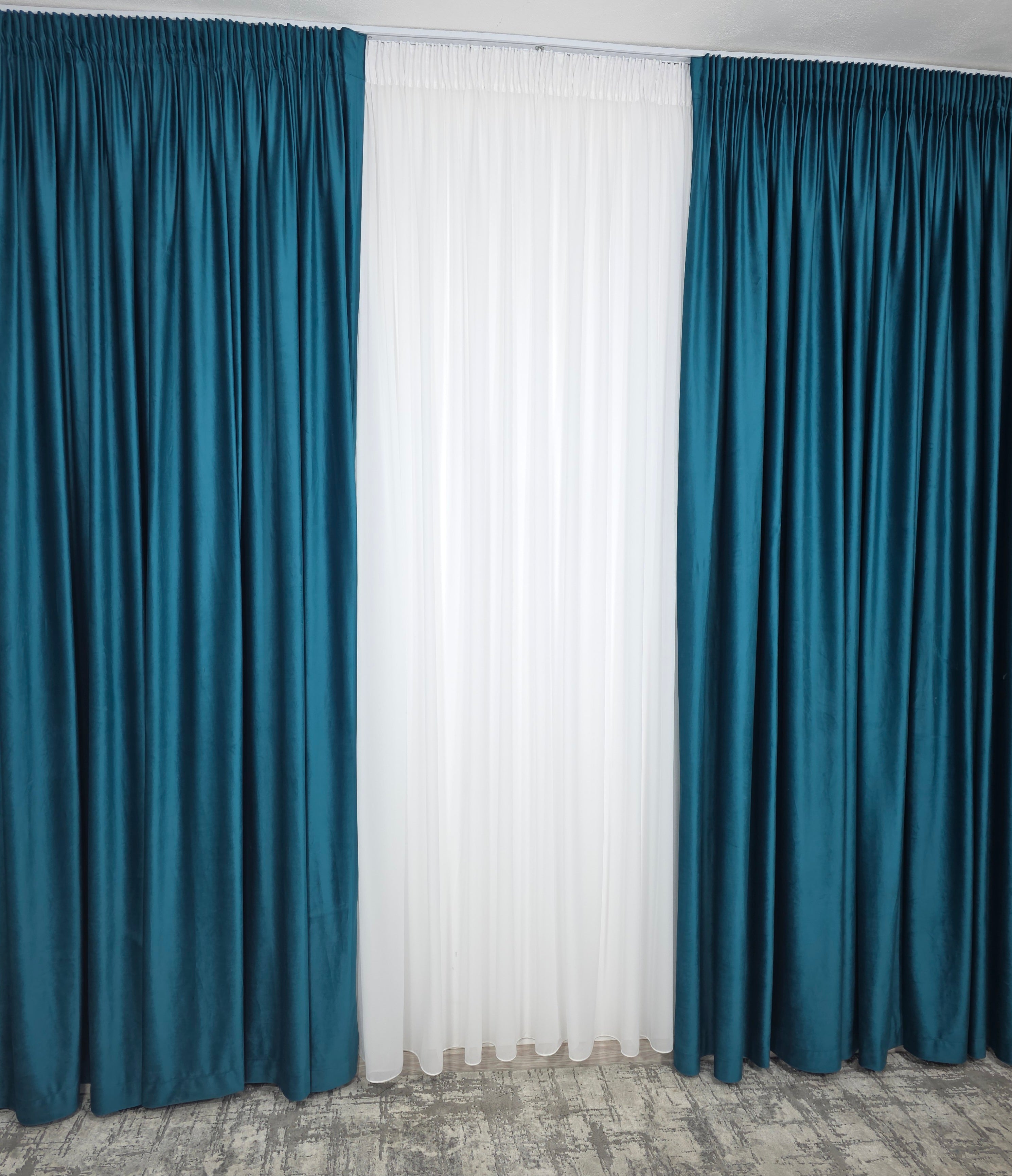 Set Giorgio: Perdea Voal Premium Si Draperie Catifea Turcoaz