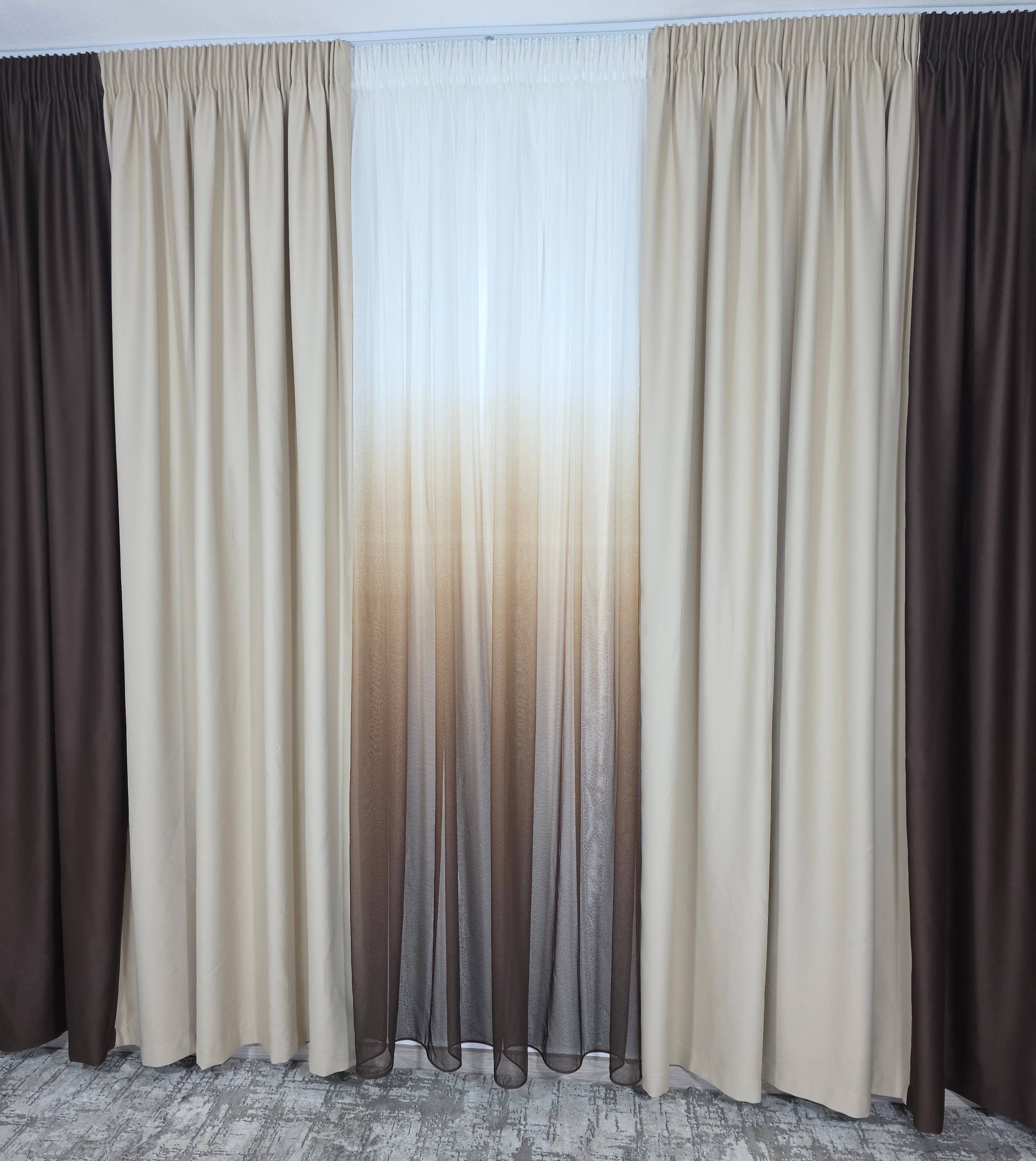 Set Leo: perdea bamboo in degrade maro si draperie blackout in doua culori crem-maro