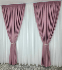 Colectia Blackout: Perdea Matase Alba Si Draperie Roz Blackout 80%