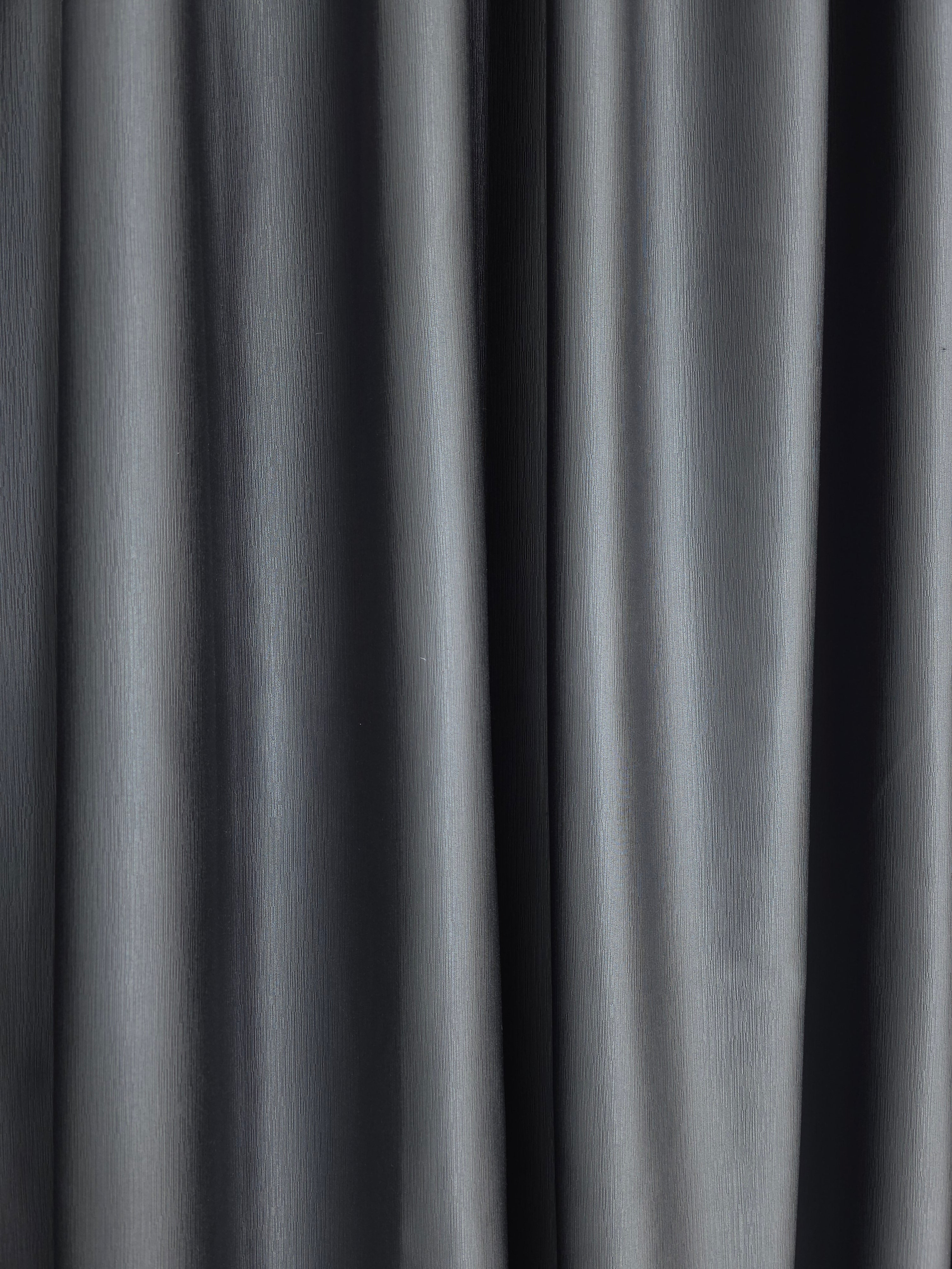 Colectia Noapte-Zi: Perdea voal alb premium si Draperie Paris blackout 100% opaca pe culoarea gri inchis