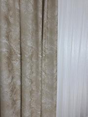 Perdea Crem din material plin ca textura, cu sclipici auriu model Bergamo