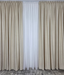 Colectia Lucy: perdea alba simpla voal si draperie crem cu model de vopsea decorativa