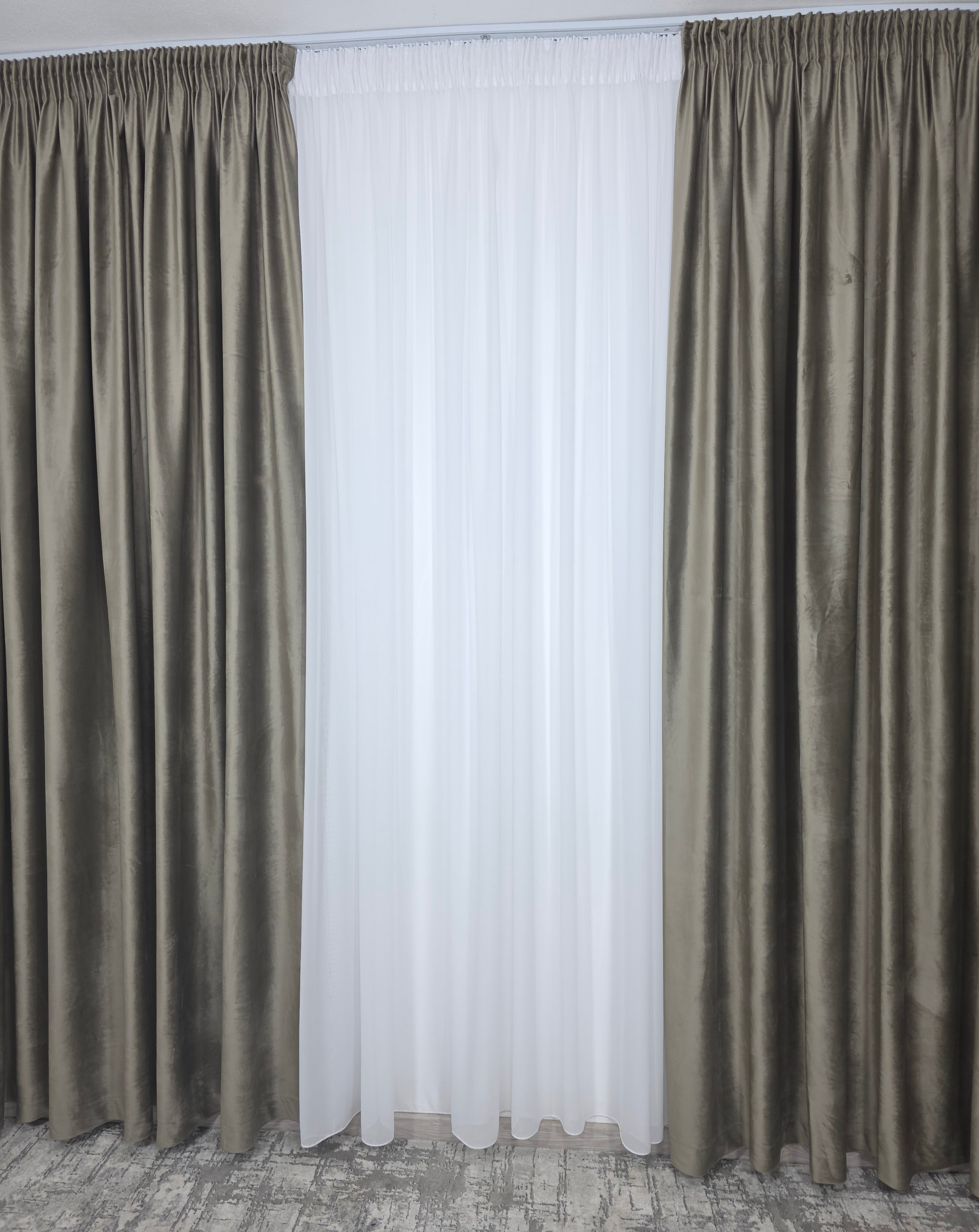 Set Turta Dulce: Perdea Voal Premium Si Draperie Catifea Cafea Cu Lapte