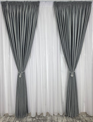 Set Mirabela: perdea alba din in cristal cu forme geometrice si draperie catifea gri deschis