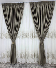 Set Amelia: perdea ivoire din in gros cu broderie bej si draperie din catifea bej inchis