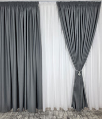 Colectia Blackout: Perdea Matase Alba Si Draperie Gri Mediu Blackout 98%