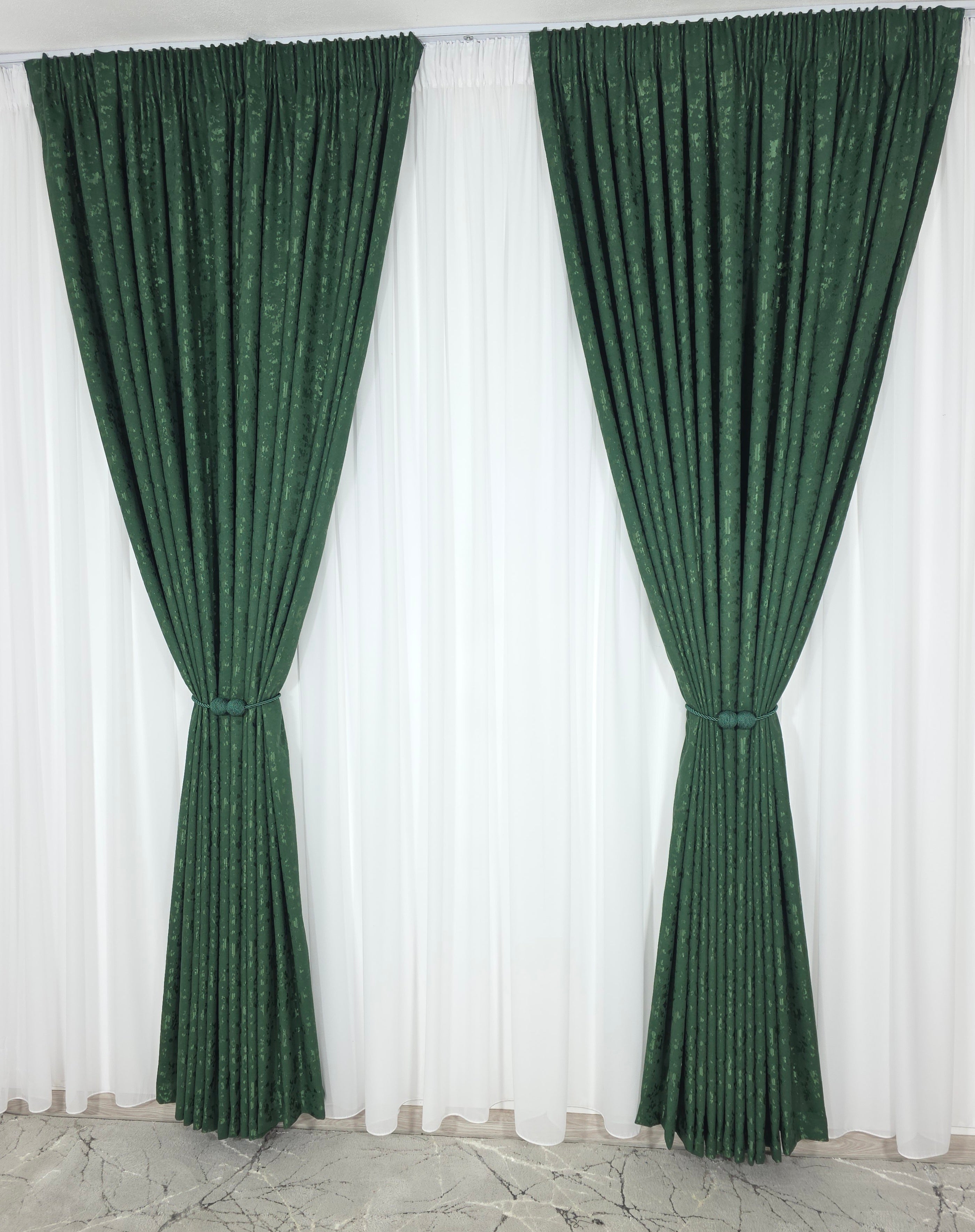 Set Los Angeles Verde Smarald: Perdea alba simpla si Draperie tip nisip