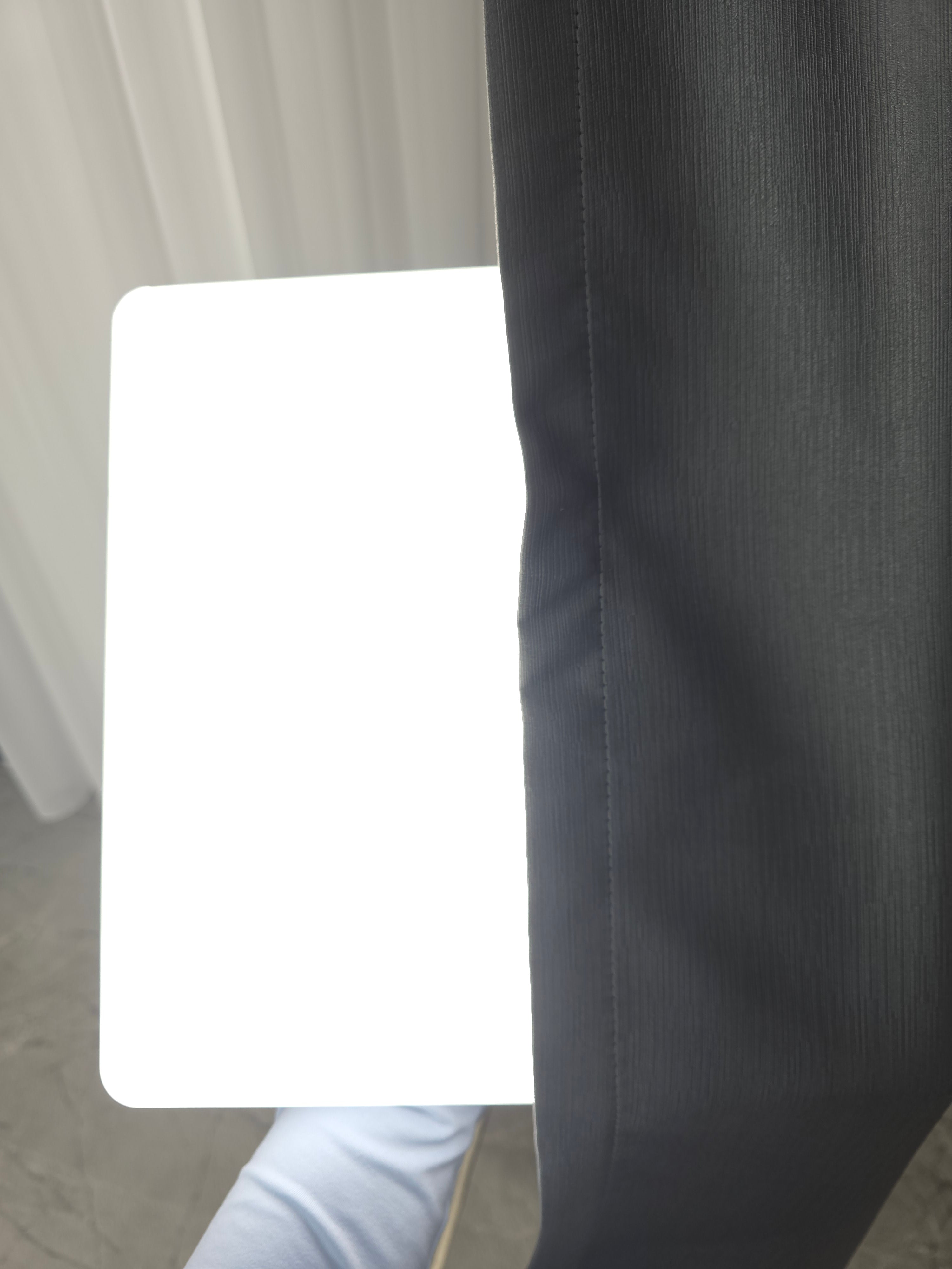 Colectia Noapte-Zi: Perdea voal alb premium si Draperie Paris blackout 100% opaca pe culoarea gri inchis