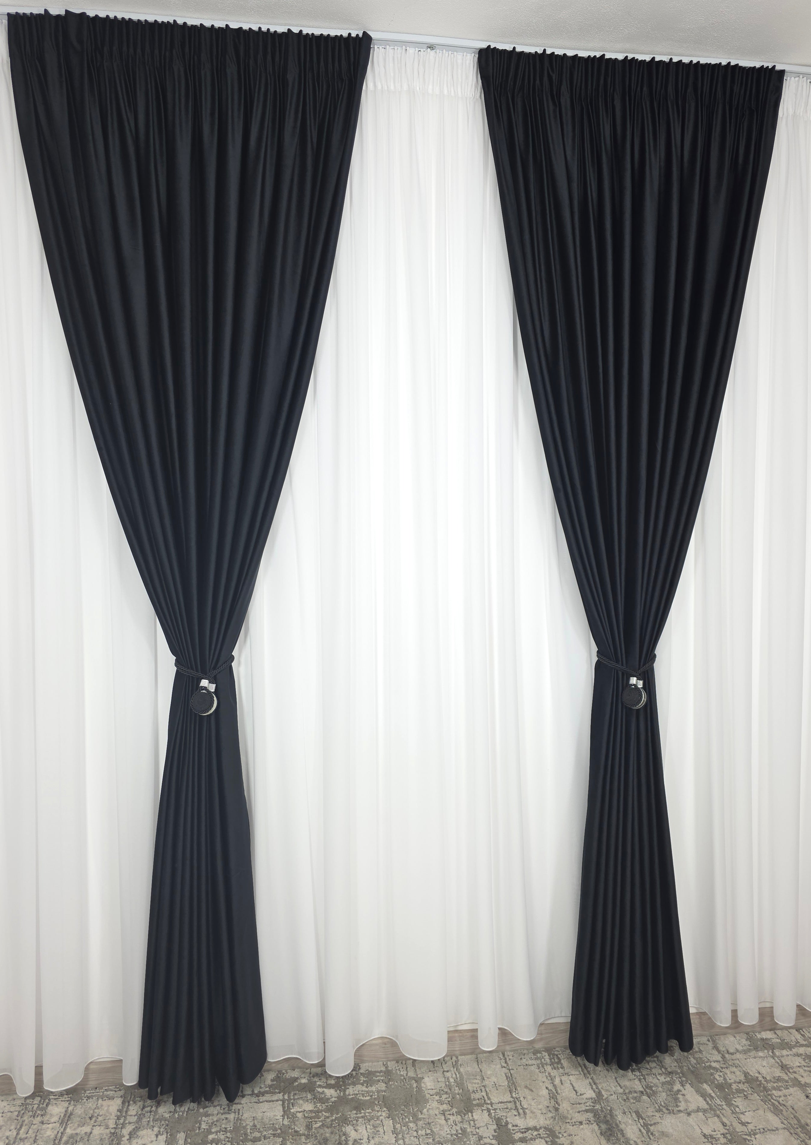 Set Tenebris: Perdea Voal Premium Si Draperie Catifea Negru