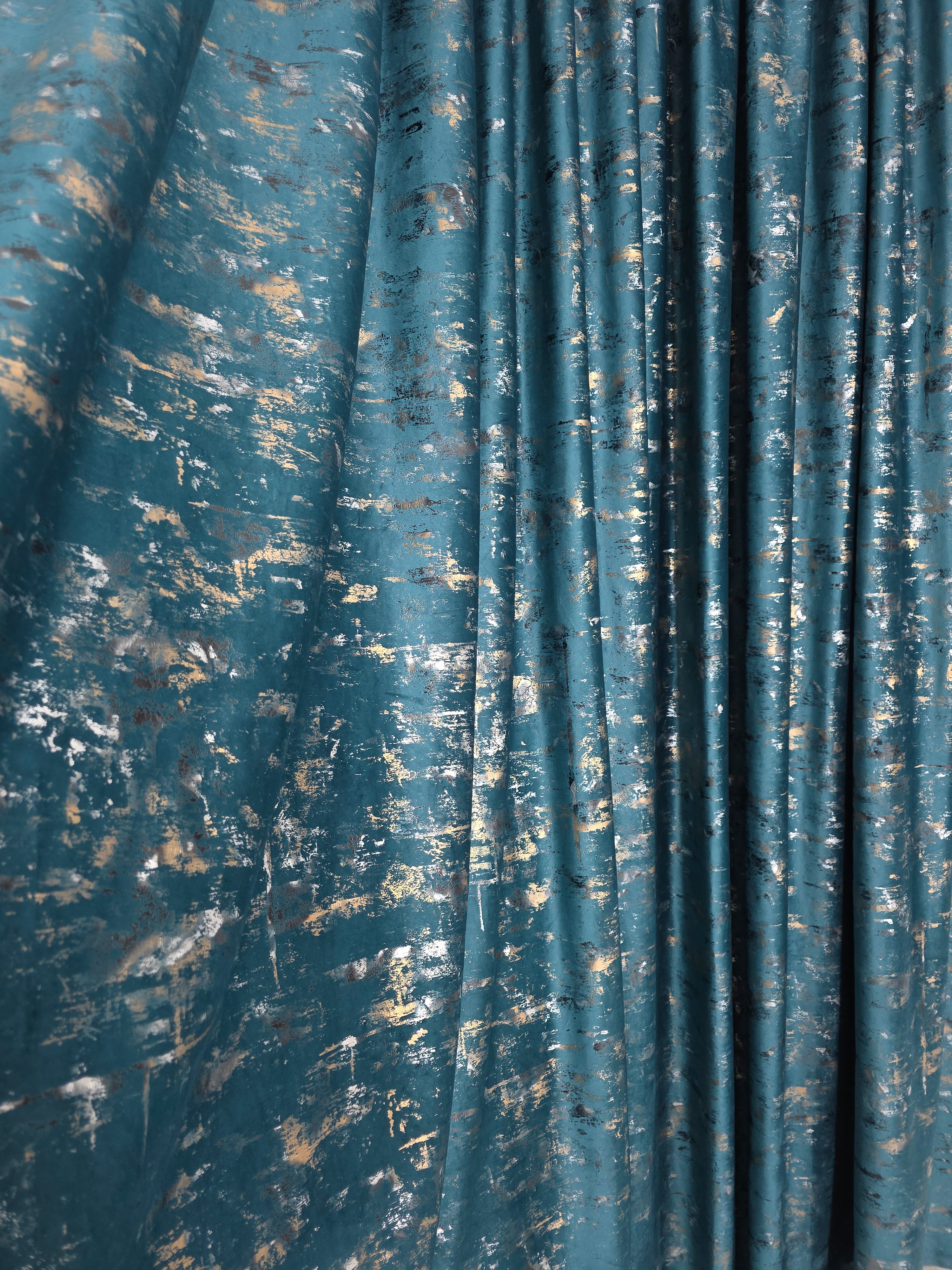Colectia Elegance: Perdea Voal Premium Si Draperie Catifea Turcoaz Cu Insertii model Golden